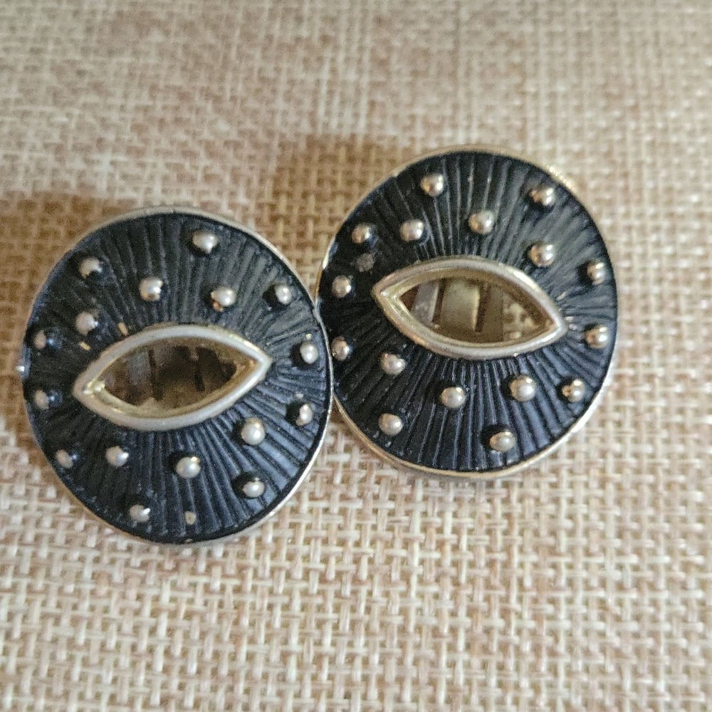 Vintage Silver Tone Black Evil Eye Sunburst Clip On Earrings Size 1 inch Mystic